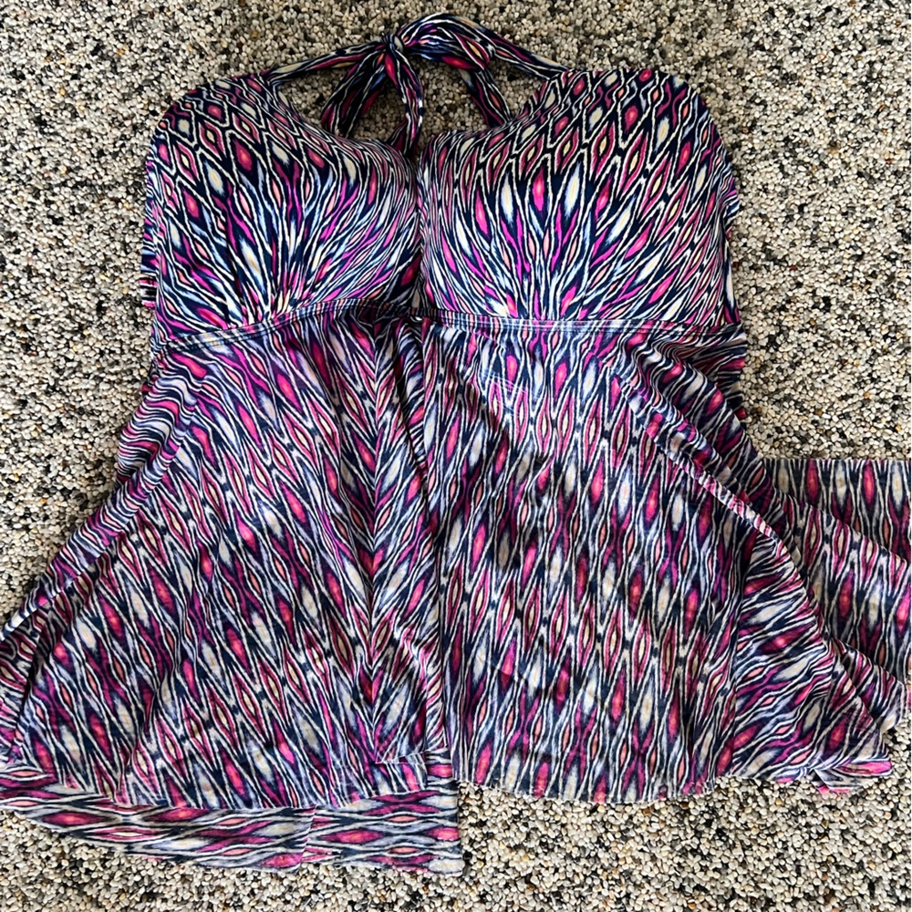 Time and tru plus size bathing suit top.